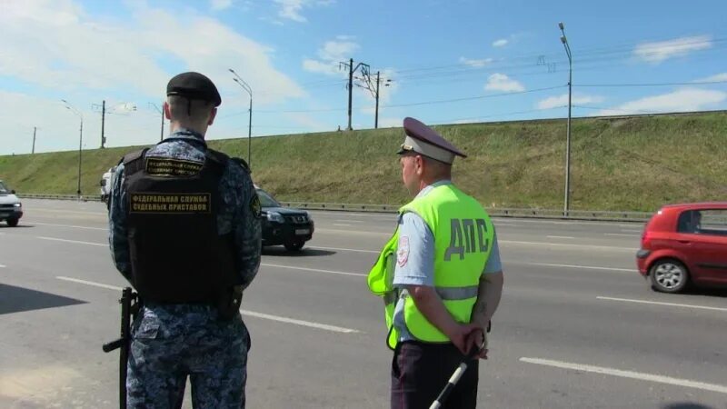 Сотрудник ДПС. ОПМ должник ГИБДД. Операция должник ГИБДД. Злостный должник ГИБДД. Должники гибдд