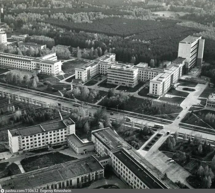 Проспект Лаврентьева Новосибирск. Академгородок Лаврентьев. Проспект Лаврентьева Академгородок. Фотоархив со РАН. Сколько научных учреждений находится на проспекте лаврентия