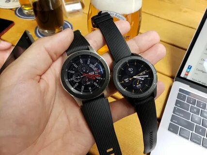 Samsung galaxy watch silver