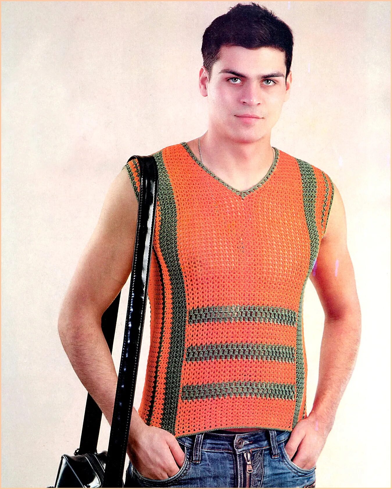 безрукавка мужская вязаная. мужской жилет крючком. жилетка мужская вязаная. мужская безрукавка крючком. мужской жилет крючком.