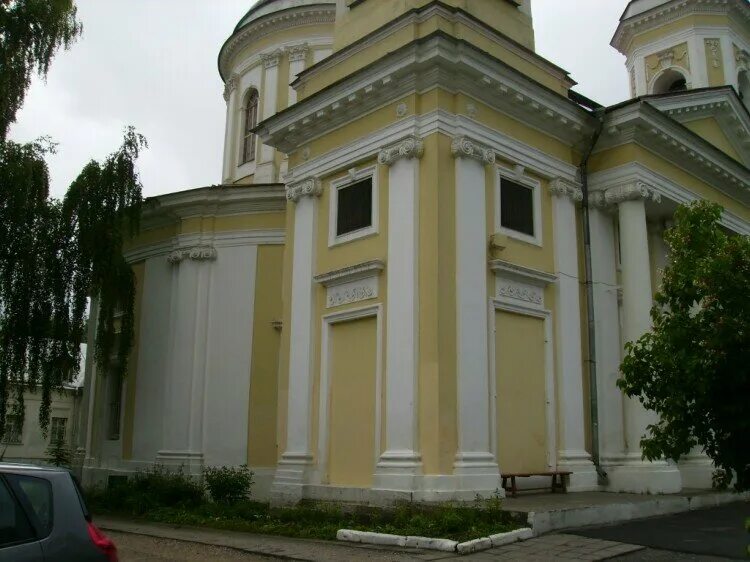 Пехра-яковлевское усадьба храм. Преображенский храм в пехра-яковлевском. Леоновское шоссе храм преображения господня. Храм пехра яковлевское балашиха. Преображенский храм в пехра-яковлевском.