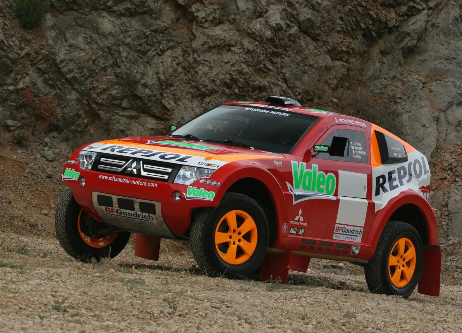 Mitsubishi Pajero 2 Evolution. Mitsubishi Pajero Evolution. Mitsubishi Pajero Evolution 2007. Mitsubishi Pajero Evolution Rally. Паджеро эво