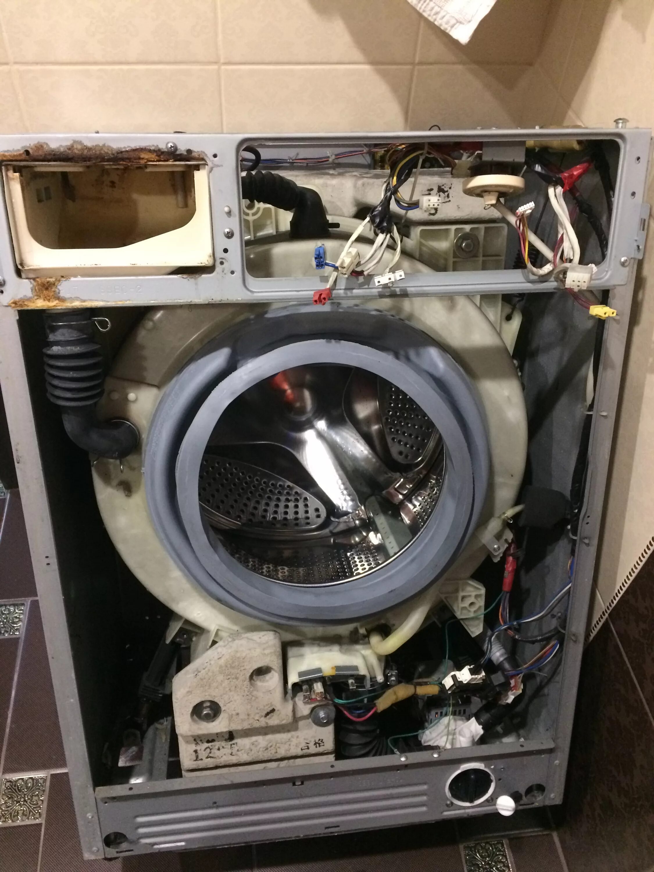 Как разобрать стиральную машину самсунг. Стиральная машина самсунг wf-s861. Ремонт стиральных машин. Стиральная машина самсунг wf7522s9r. Samsung s832 стиральная подшипники барабана.