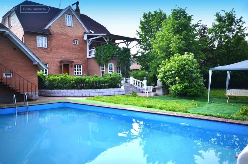 Сауна в уваровке. Хостел деревня коробово. Коттедж с бассейном в кудряшах. Дом на выходные в подмосковье. Коттедж на сутки спб.