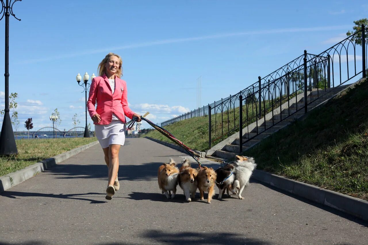 люди становятся близкими постепенно чужими мгновенно картинки. манская тропа красноярск. доедешь позвони это не просто слова. постепенно добрался. люди становятся близкими постепенно чужими мгновенно.