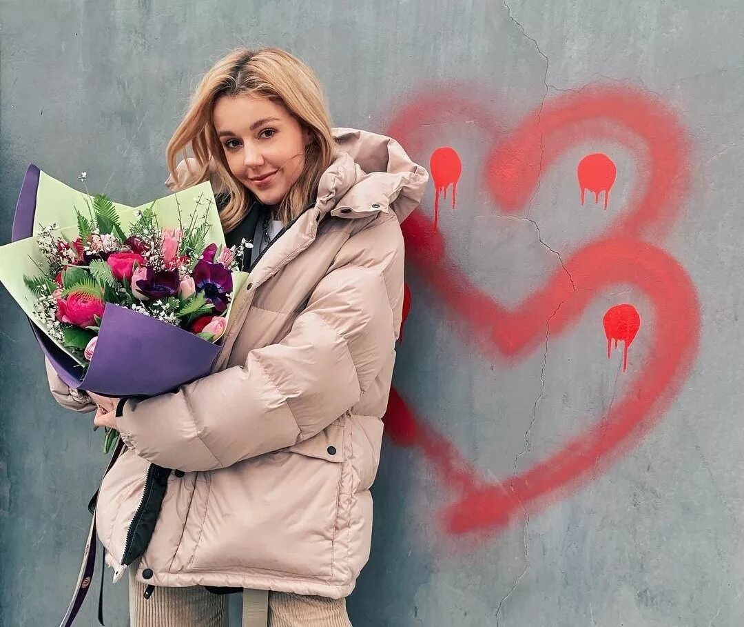 андрей чёрный продюсер юлианы карауловой. караулова замужем. андрей чёрный продюсер юлианы карауловой. юлиана караулова и ее муж. муж юлианы карауловой андрей чёрный.