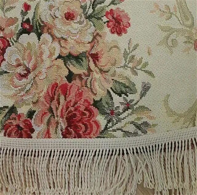 Гобеленовую скатерть овальную. Скатерть гобеленовая круглая 160 см rosalinda jackline. гобеленовые скатерти. скатерть из гобелена. скатерть гобеленовая круглая.