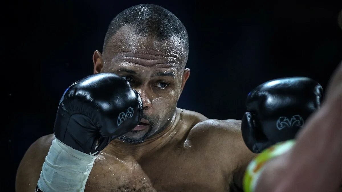 Рой джонс поветкин дзю. Рой джонс победы. Рой джонс победы. Рой джонс. Рой джонс старший.