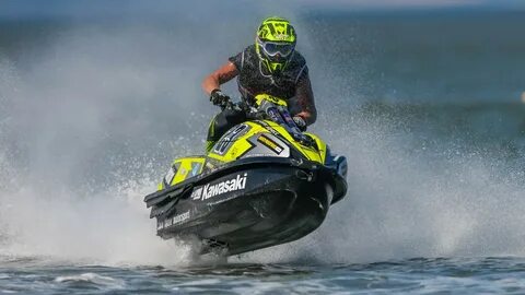Jet skiing перевод
