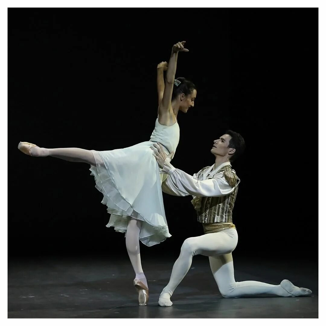 па де де лебединое озеро. па де пари интернет. па-де-труа это в балете щелкунчик. парфюмерная вода nina ricci love in paris, 50 мл. па де пари интернет.