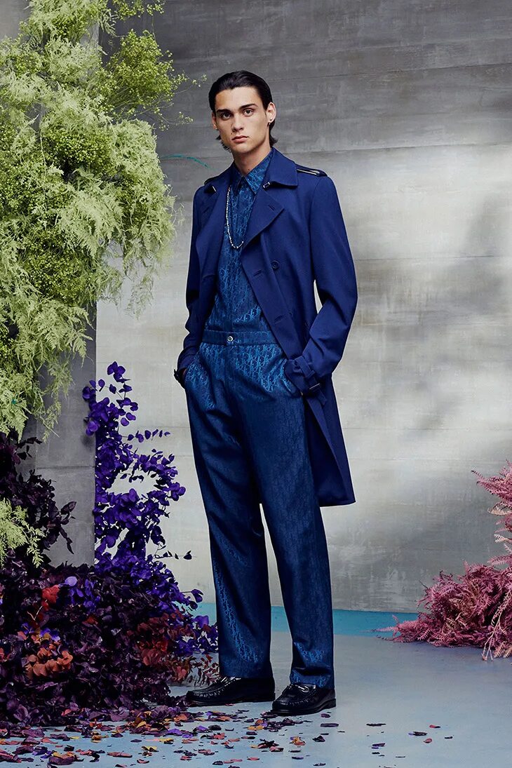 Christian dior men. Кристиан диор ресорт 2025. dior men. кристиан диор мужская коллекция. мужская коллекция диор 1980.