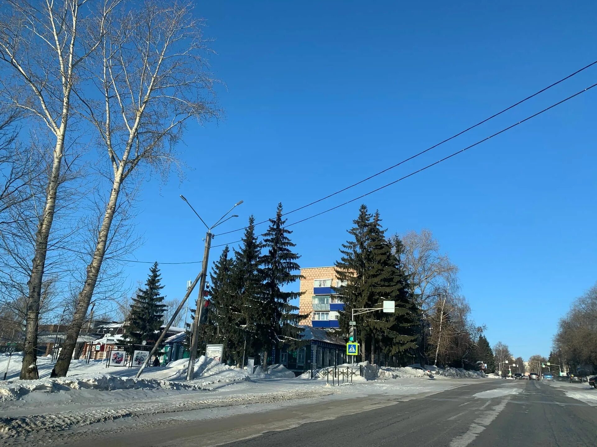 Погода бугульма по часам. Бугульма. Бугульма климат. Снег в Бугульме.