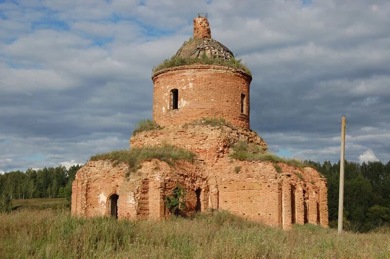 Круглое орловская область. Каменка Верховский район Орловская область Церковь. Сайт Верховского района Орловской области. Верховский район Орловской достопримечательности. Дичня Курская область храм.