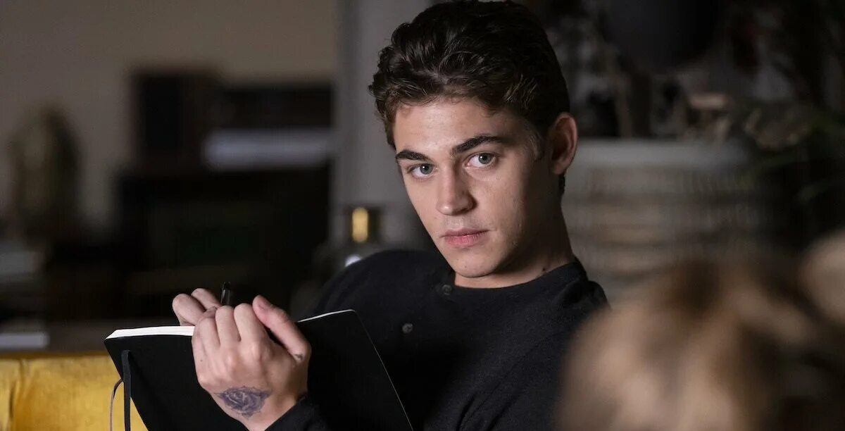 дилан спроус. хочу на после 3. после глава 3 хардин и тесса. хочу на после 3. смешные картинки про конец отпуска.