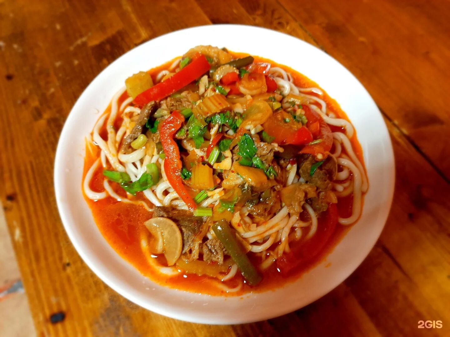 Суп лагман. Суп лагман. Лагман диетический с индейкой. Хау хуа лагман. Лапша удон для лагмана.