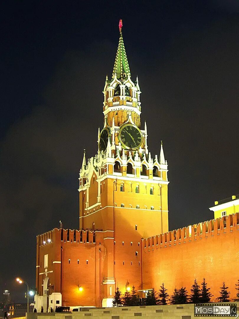 Фото московской спасской башни. Москва. спасская башня, кремль. спасской башне московского кремля. спасская башня московского кремля фото. спасская башня московского кремля 1989 год.