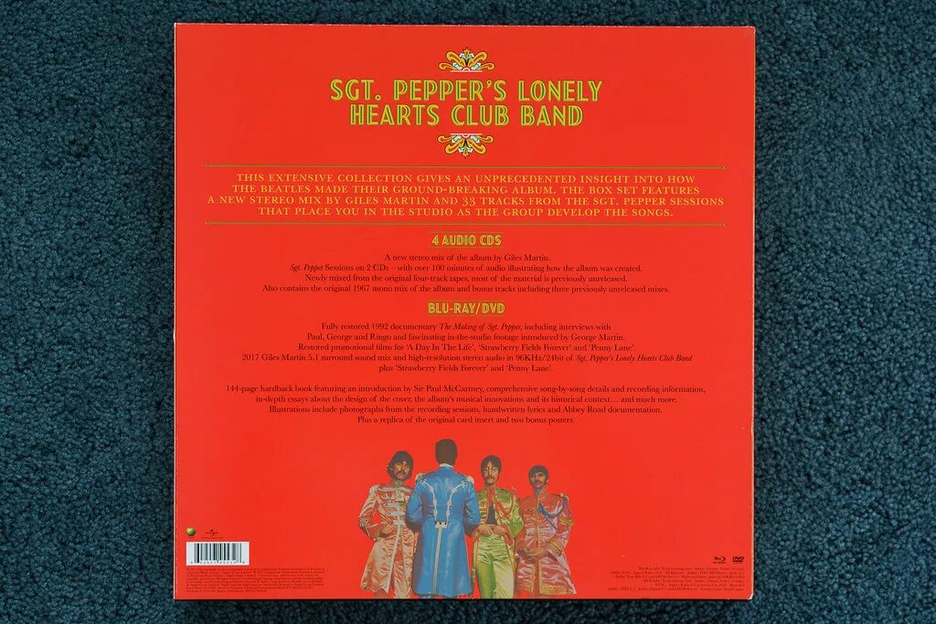 Beatles sgt pepper lonely. The Beatles Sgt. Pepper's Lonely Hearts Club Band 2017. The Beatles Sgt. Pepper's Lonely Hearts Club Band 1967. Sgt Pepper's Lonely Hearts Club Band Deluxe. Box Set Sgt. Pepper’s Lonely Hearts Club Band.Beatles 2017.