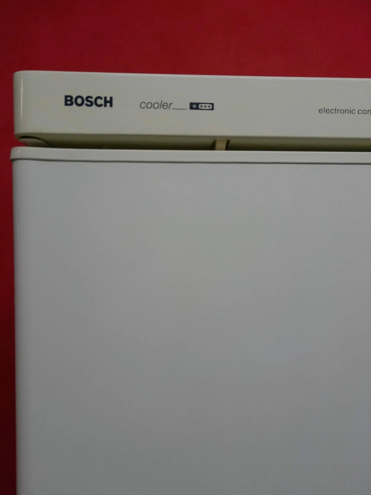 Холодильники 2000 год. Bosch kgv3604. Холодильник Bosch kgv3605. Старый холодильник Bosch KGV 3605. Холодильник бош электроник контрол kgv36600 SD.