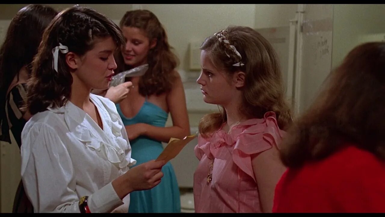 Фиби Кейтс fast times at Ridgemont High 1982. Фиби Кейтс Риджмонт Хай. Фиби Кейтс в молодости. Быстрые перемены в школе Риджмонт-Хай | fast times at Ridgemont High (1982). Хай 1982