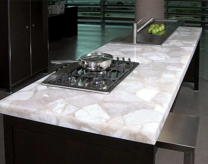 Кварц агломерат столешница. Столешница Caesarstone 8141 White Quartz. Столешница White Quartz Caesarstone. Столешница кварцевый агломерат лигрон.