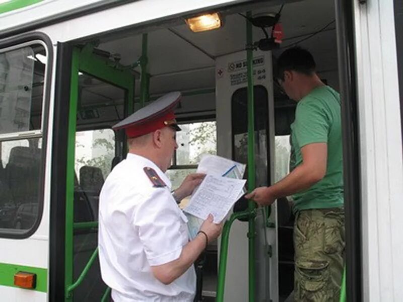 Проверь перевозчика. Операция автобус ГИБДД. Безопасность пассажирских перевозок. Безопасность пассажирских автобусов. Объявление операция автобус.