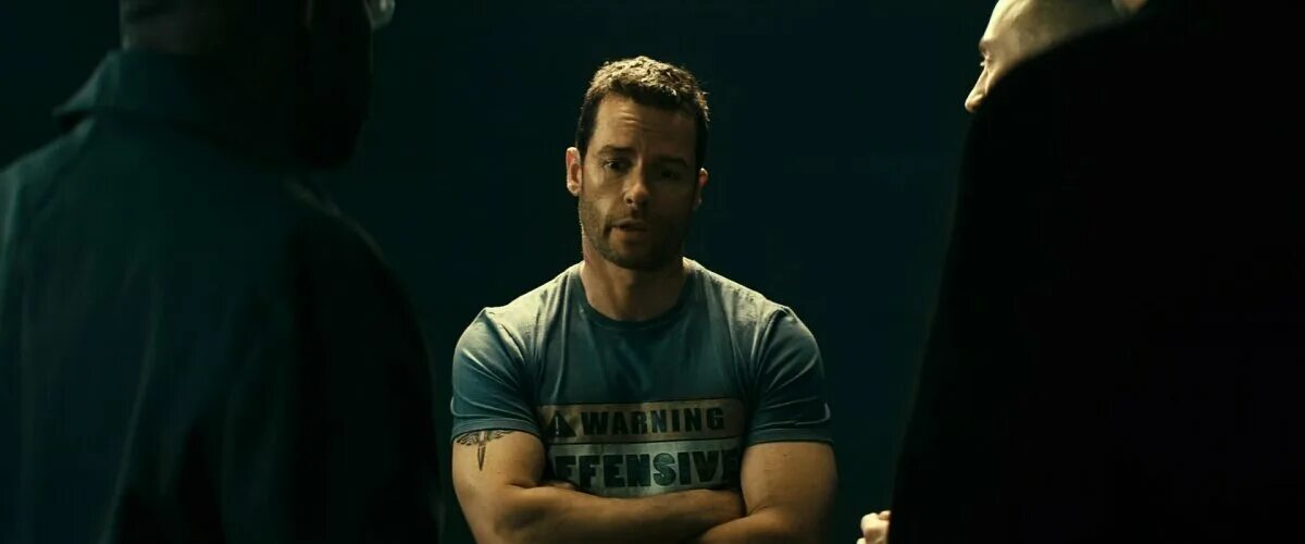 напролом 2005. напролом фильм 2012 гай пирс. гай пирс напролом. напролом гай ричи. напролом lockout, 2012.