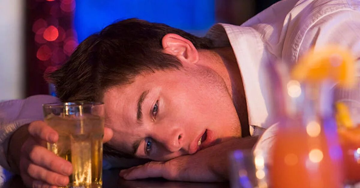 Алкогольная кардиомиопатия. Утренний кошмар на работе. Почему кошмары после запоя. Отходняки. Странные сны.