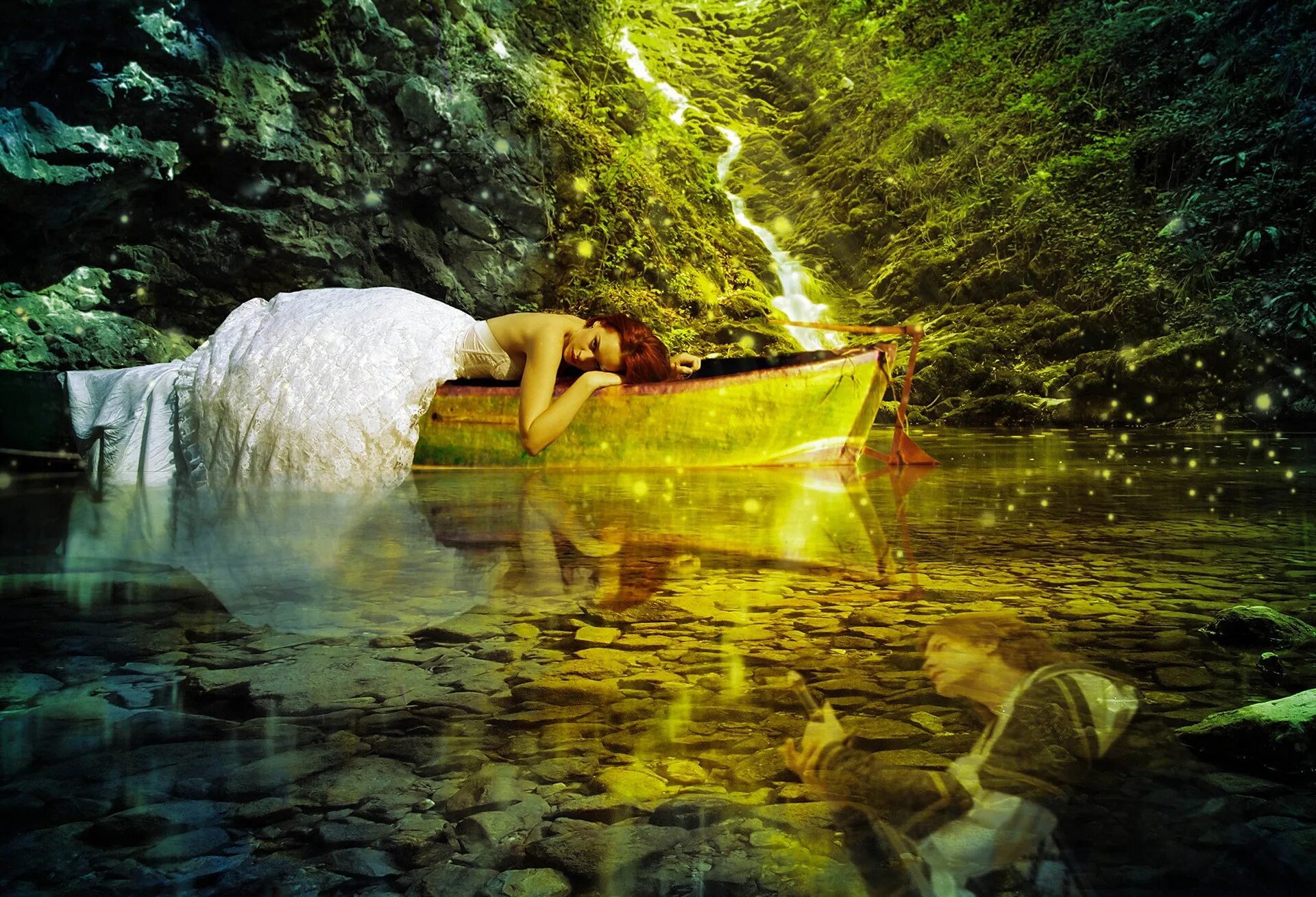 Плыть будущее время. Девушка в лодке. Купание в водопаде. Водопад лодка. Девушка купается в водопаде.