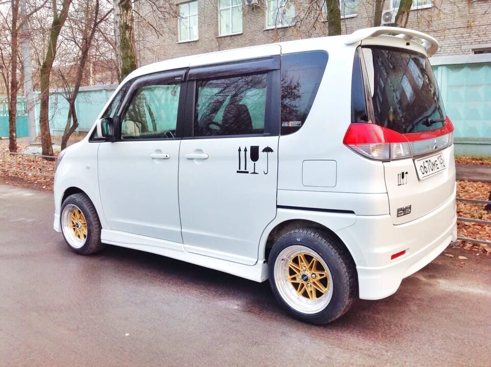 Митсубиси Делика д2. Mitsubishi Delica d:2. Delica d2 2022. Митсубиси Delica d2.