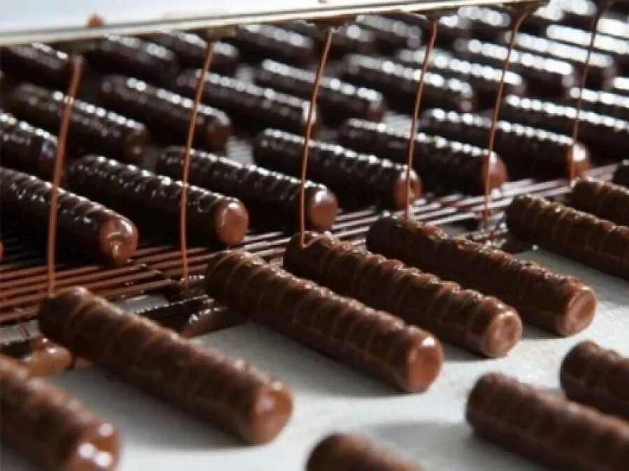 глазирование конфет. глазирование кондитерских изделий. оборудование для кондитерской промышленности. глазирование кондитерских изделий. линия зефира акмалько.