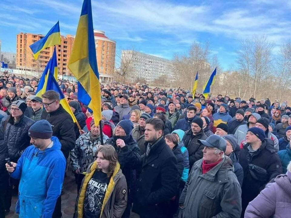 Канал новости про украину. Митинг. Митинг Украина. Митинги в России. Протестные акции в Украине 2014.