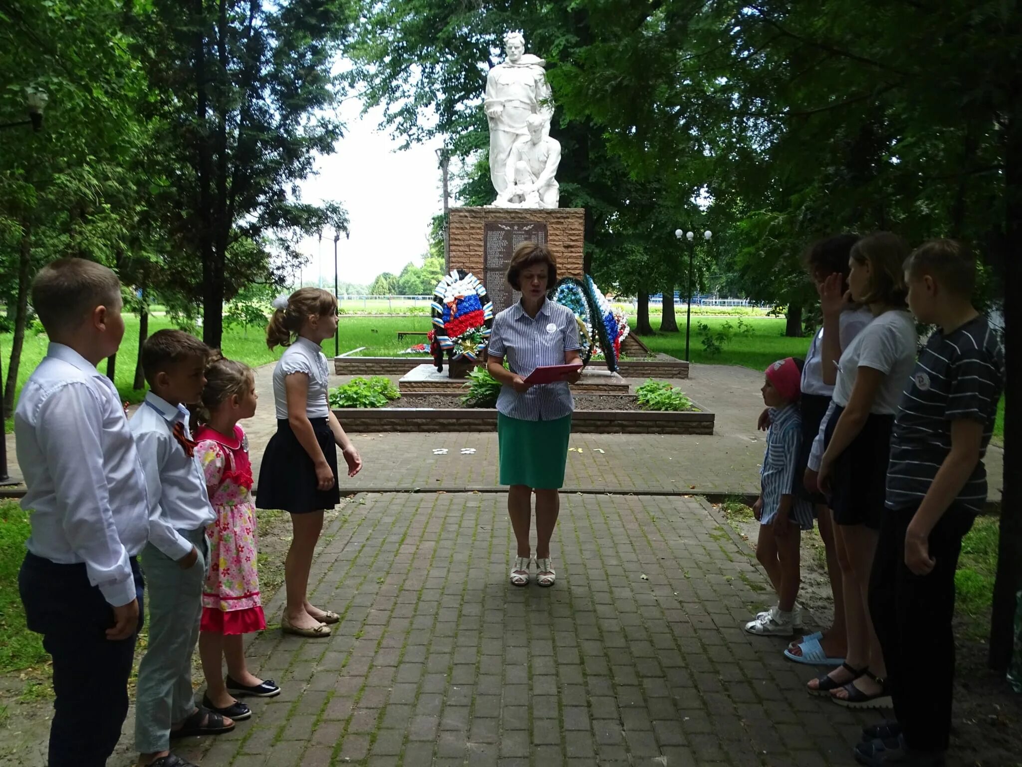 Урок мужества мы россия. Новости Глушковского района. Герой Глушковский. Глушковский район воины 27 02 2022.