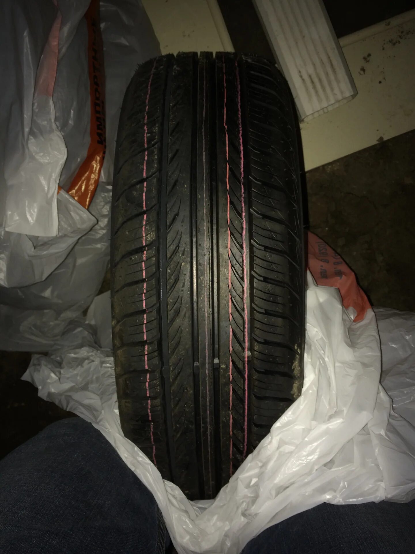 Шины кама бриз отзывы. Кама Бриз 185/65 r14. Кама Euro 132 185/65r14. Кама евро Бриз r14. Кама Breeze 175/70 r14.