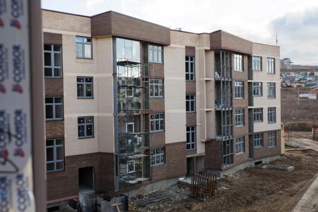 Ленина 202 анапа. Ленина 202 анапа. Жк гравитация. Жилой комплекс притяжение. Анапа ленина 202 корпус 2.