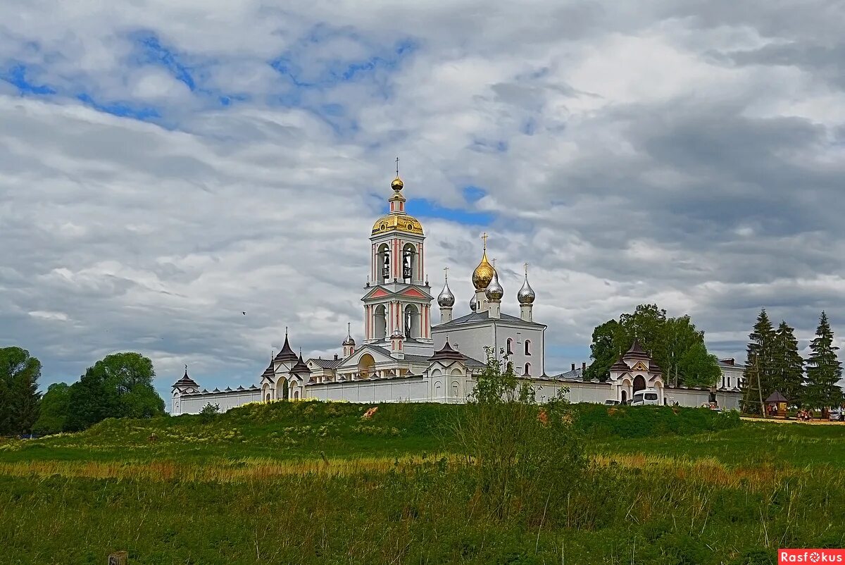 Погост крест антушково. Крест погост ивановская область мужской монастырь. Погост крест животворящий ивановская область мужской монастырь. Годеново монастырь мужской. Погост крест ярославская область.