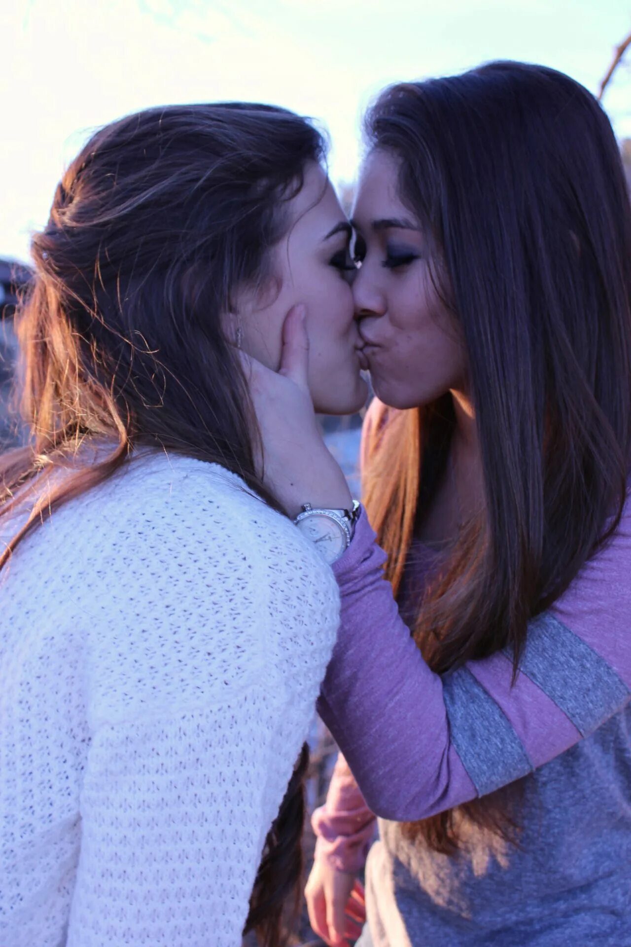 Two girlfriends Wallpaper. Pic lesbian Lebanese. Engage Kiss. Katrin ko lesbian photo.