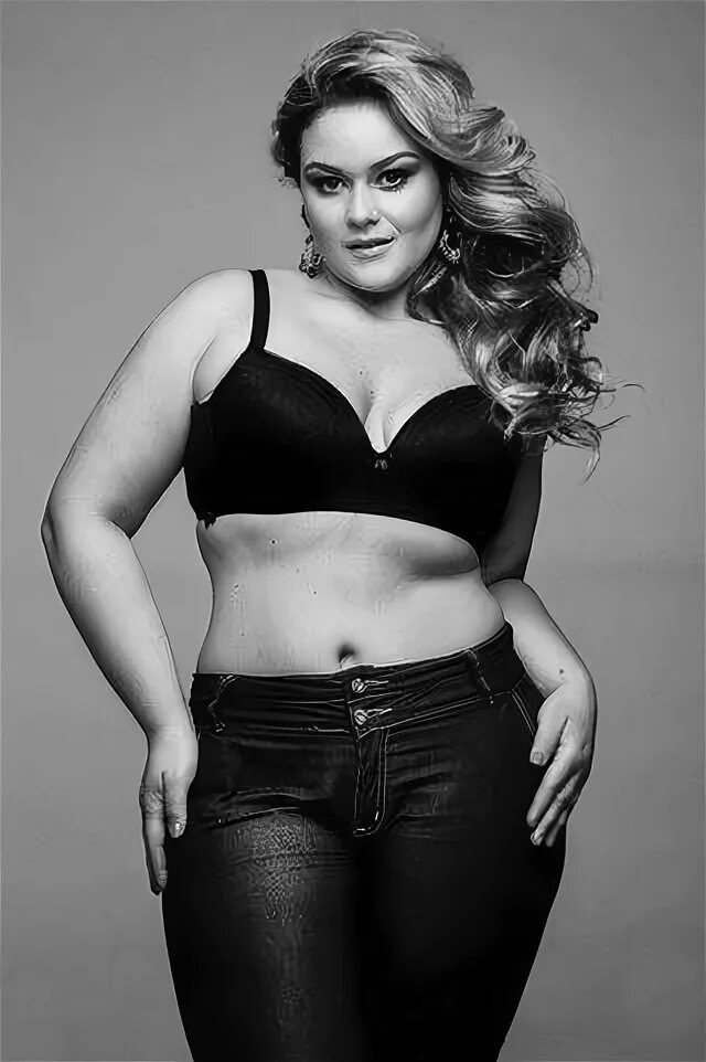 Женщины с большим тазом. Чабби плюс сайз lingerie. Полно 28. Короткие платья для полных. Полно 28.