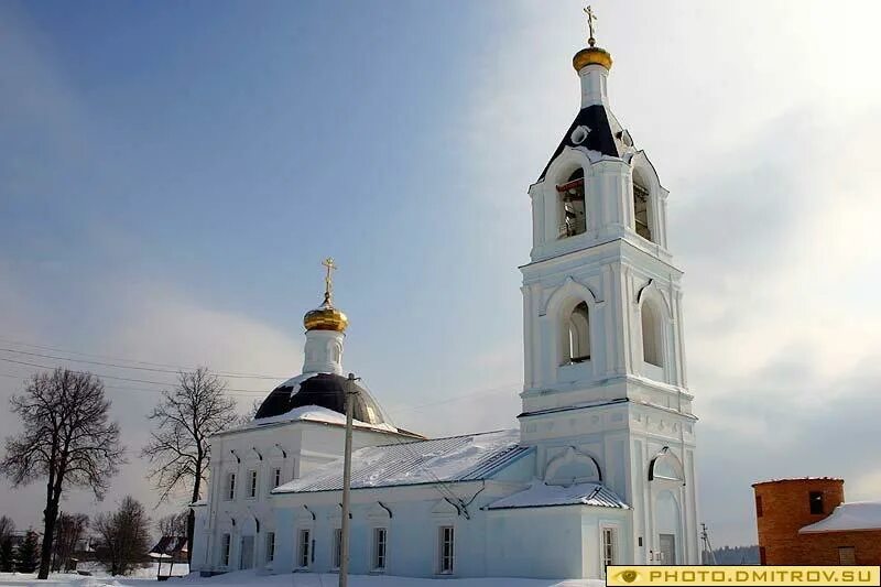 Тихвинская Церковь Костино. Храм Тихвинской иконы Божией матери село Костино. Никольская Церковь Рогачево. Тихвинского храма села Костино.