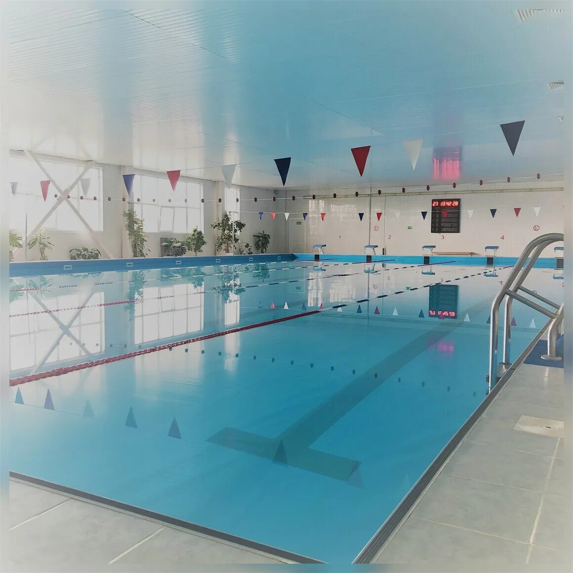 Фок триумф спас клепики. Бассейн дельфин дивногорск. Фок бассейн телефон. Фок южное бутово бассейн. Бассейн на фоке юбилейный для детей.