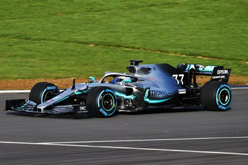 W 010. Mercedes AMG f1 w10 EQ Power +. Болид Mercedes f1 2021. Mercedes Petronas 2019 f1. Mercedes AMG f1.