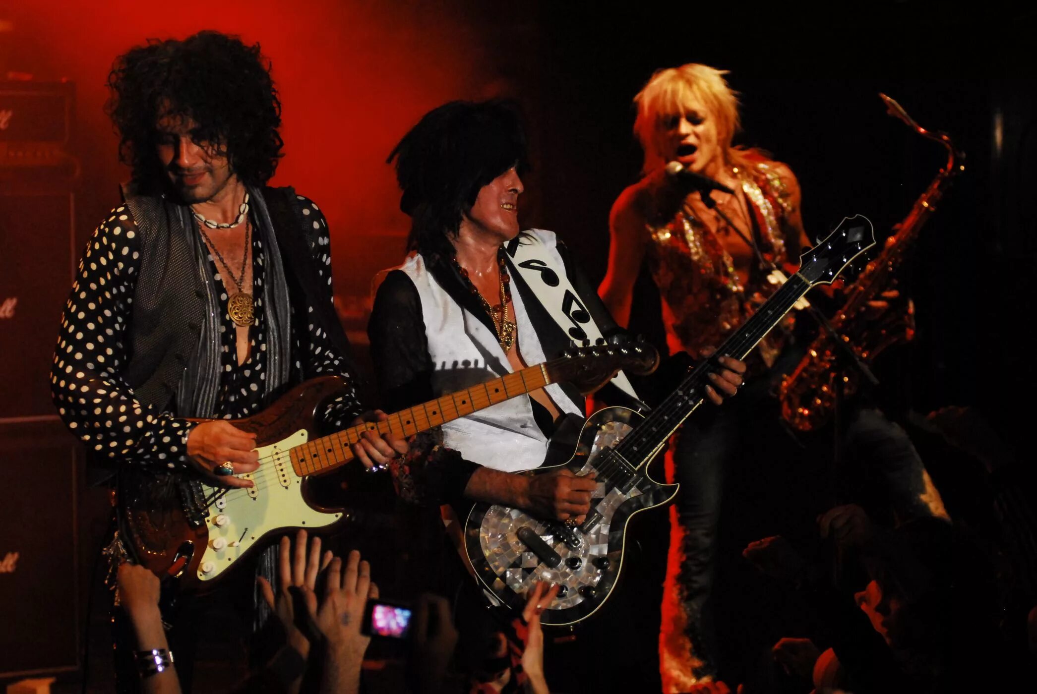 Что такое хард рок. Группа hanoi rocks. хард рок. глэм рок гитара. хард рок исполнители.