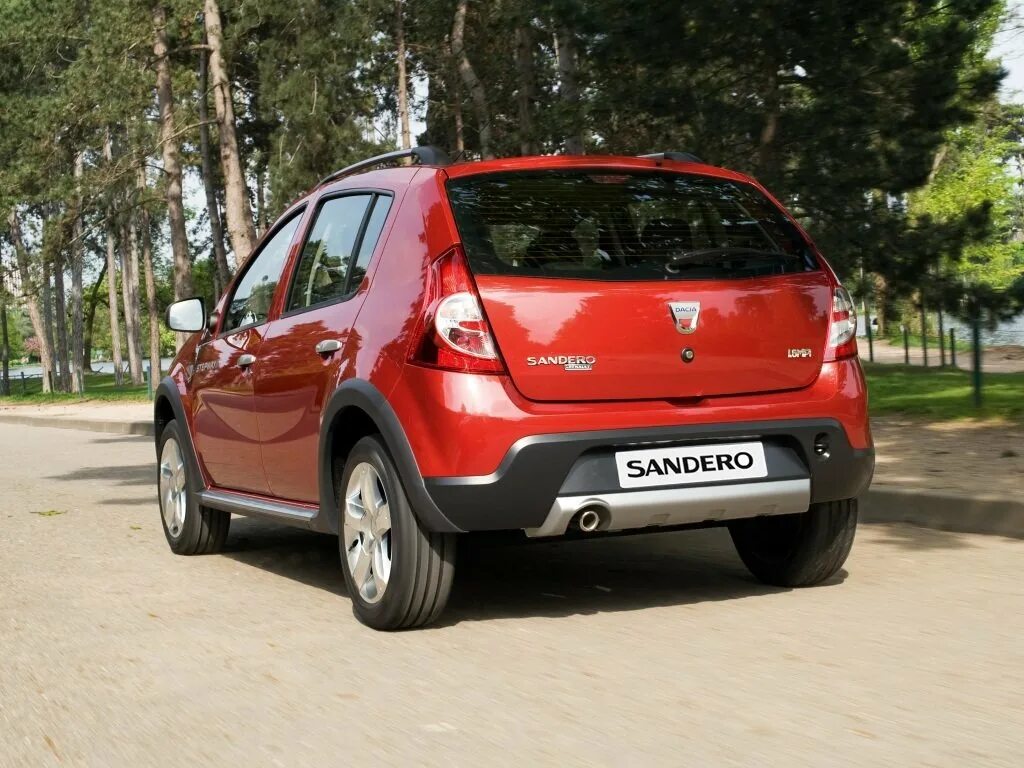 Рено сандеро сколько литров. Renault Sandero Stepway хэтчбек. Renault Sandero Stepway 2009. Рено Сандеро степвей 2011г. Рено Сандеро степвей 2012.