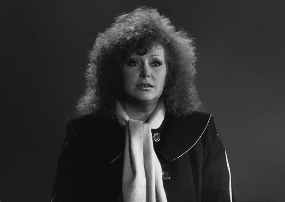 Пугачева 1 е. Алла пугачева 1985. пугачева 1985 год. алла пугачёва 1960. алла пугачева 1985 год.