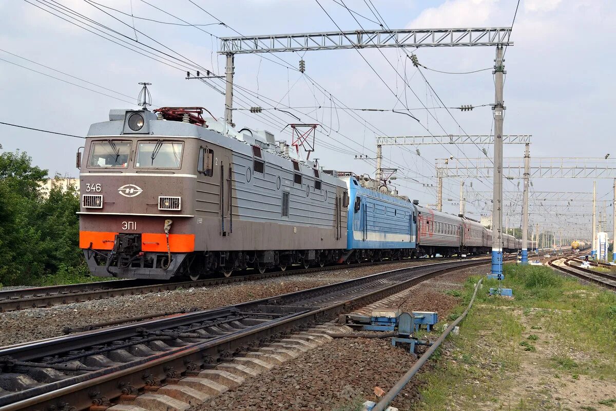 Чс7 москва мариуполь 2014 шульгино. Чс2 саратов. Пассажирские поезда сызрань. Пассажирские поезда сызрань. Пассажирские поезда сызрань.