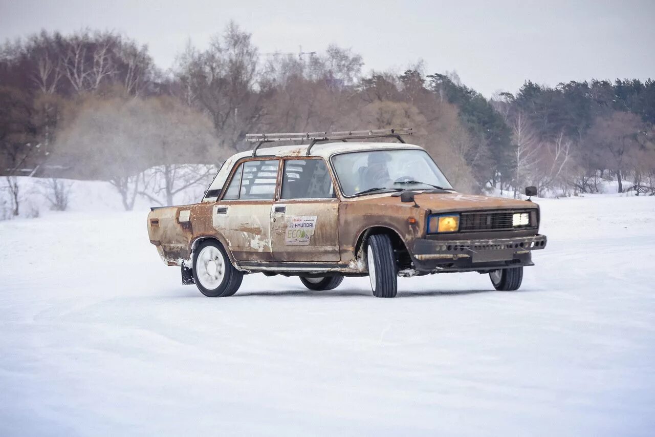 Жигули 2105 зимний дрифт. ВАЗ 2105 зимний дрифт. ВАЗ 2107 зимний дрифт.