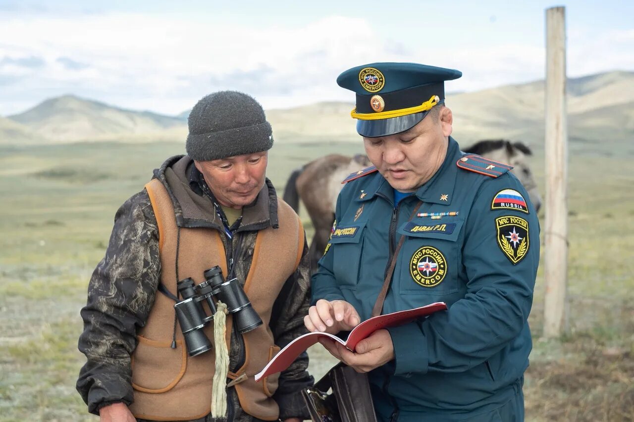 Министр лесного хозяйства республики тыва. Министр культуры республики тыва. Министр минприроды республики тыва. Центр защиты леса республики бурятия. Минлесхоз тыва.