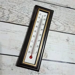 Термометр комнатный деревянный