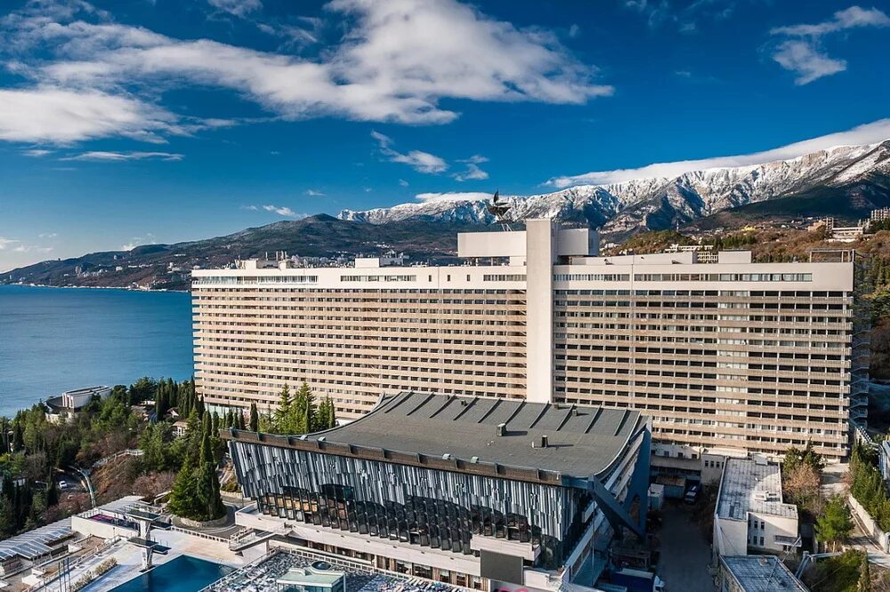 Ялта интурист видео. Гостиница интурист в ялте. отель ялта интурист yalta intourist hotel. ялта-интурист гостиница официальный сайт. ялта интурист отель 4*.