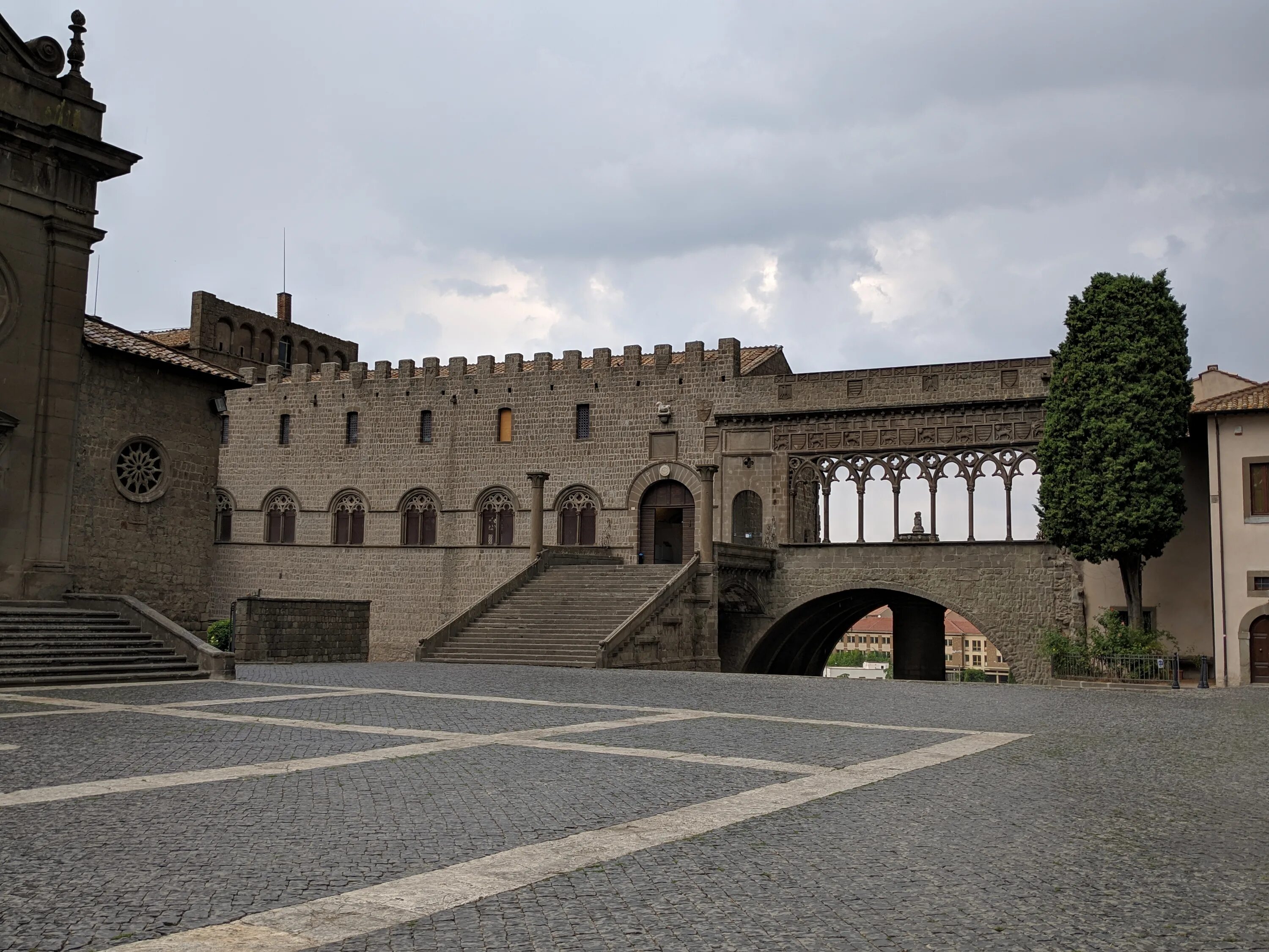 Палаццо деи приори Витербо. Viterbo Italy. Витербо магазин. Папи 2