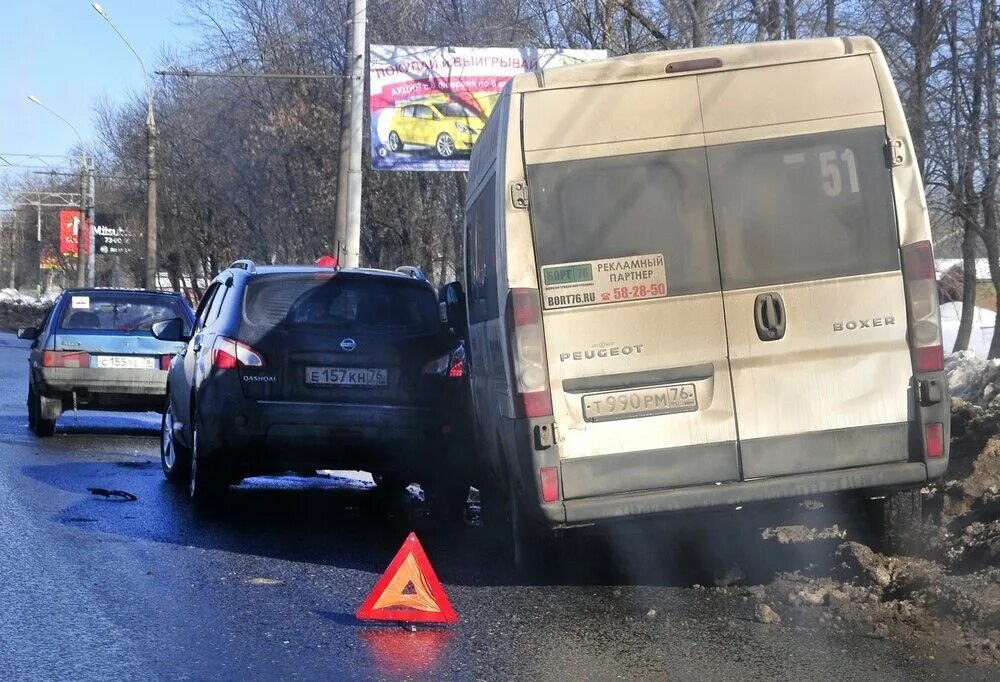 Маршрутка 157к ярославль козьмодемьянск. Автобус ярославль. автобус 40 ярославль. 65 маршрутка ярославль фото. 97 маршрутка ярославль фото.